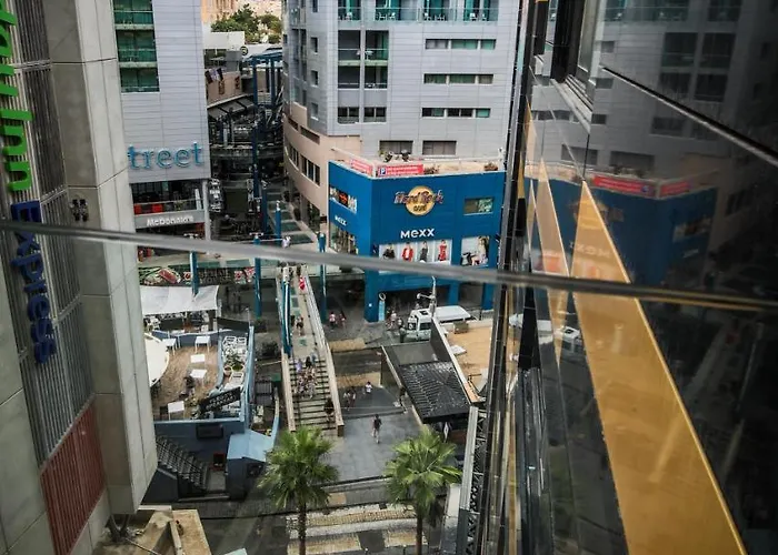 Hotel H & - Adults Only