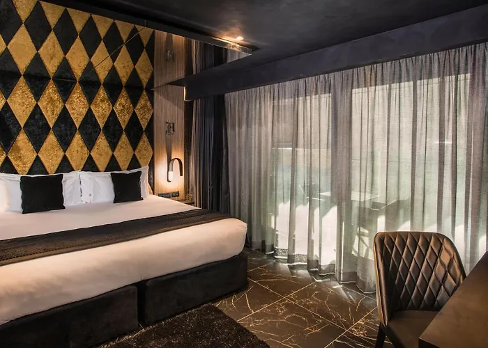 Hotel H & - Adults Only