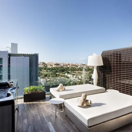 Hotel H & - Adults Only 4*