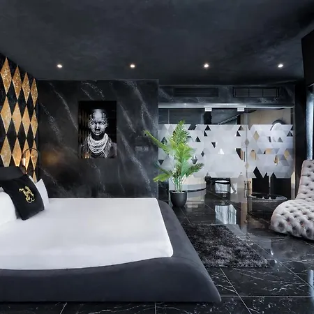 H & - Adults Only Отель 4*