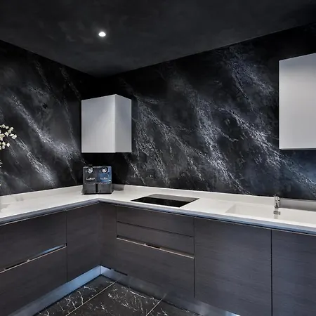 H & - Adults Only Отель