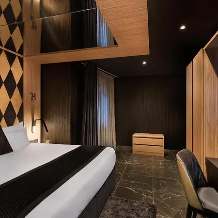 Hotel H & - Adults Only 4*