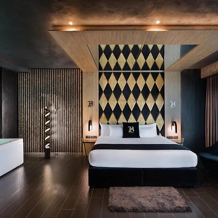 H & - Adults Only 4*