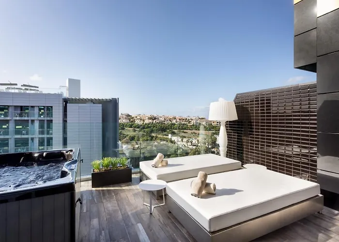 Hotel H & - Adults Only 4*