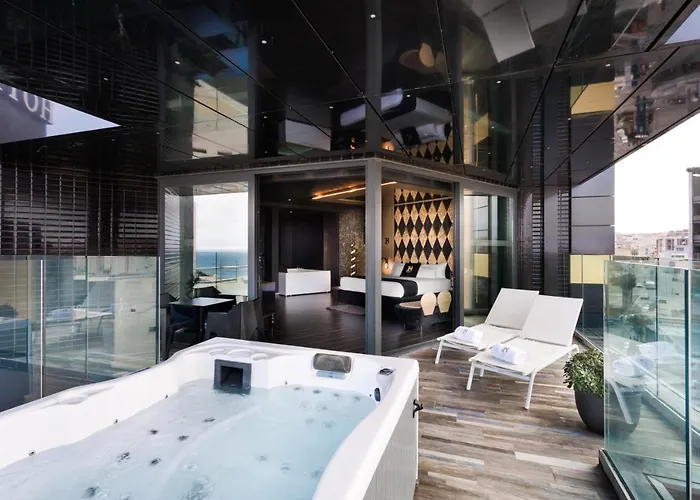 H & - Adults Only Saint Julian's