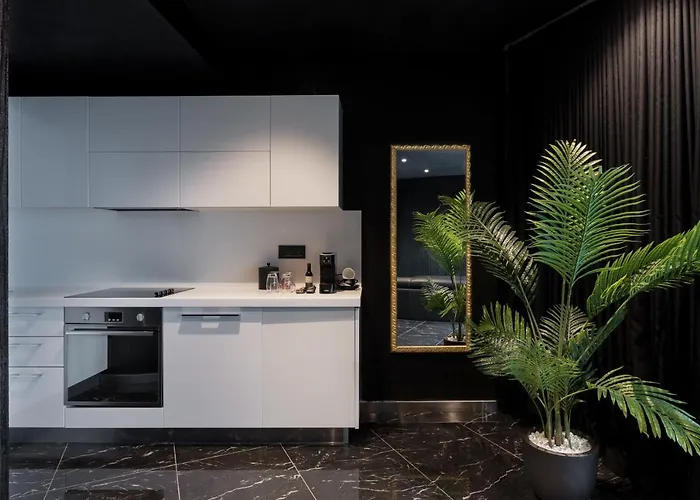 H & - Adults Only 4* St. Julian's