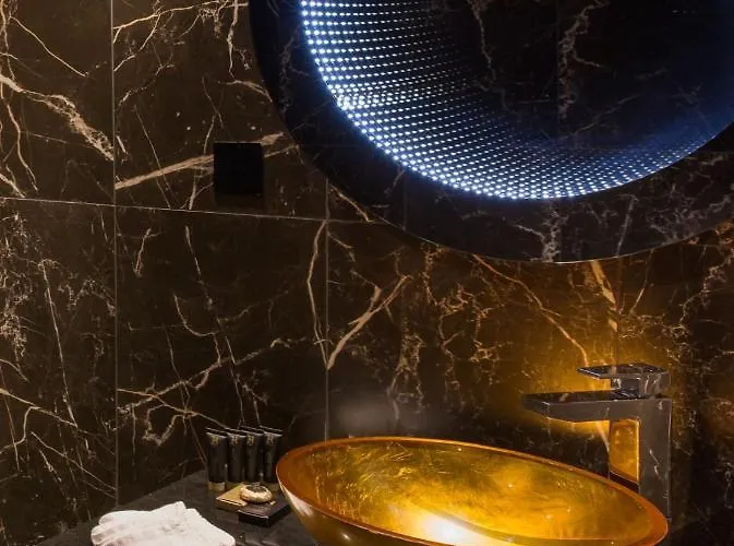 Hotel H & - Adults Only 4*